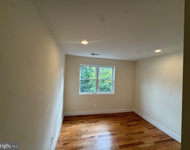 847 48th Street Ne - Photo Thumbnail 24