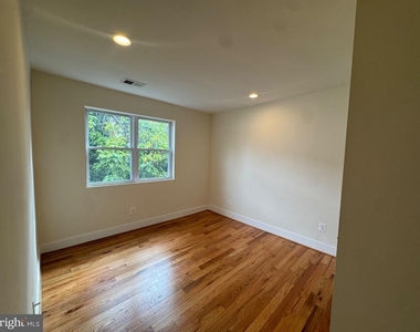 847 48th Street Ne - Photo Thumbnail 23