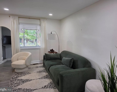 2213 13th Street Ne - Photo Thumbnail 1