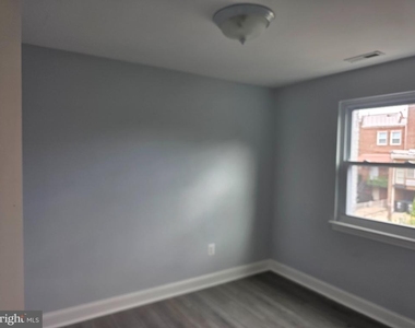 2213 13th Street Ne - Photo Thumbnail 7