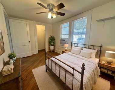 106 W 38th St - Photo Thumbnail 1