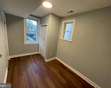 1926 Naylor Road Se - Photo Thumbnail 1