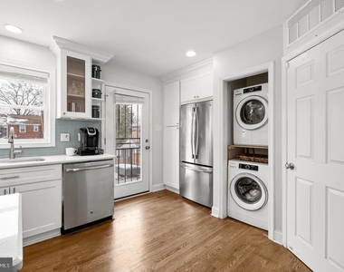 5027 11th Street Ne - Photo Thumbnail 8