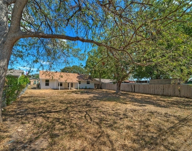 405 E Grady Dr - Photo Thumbnail 21