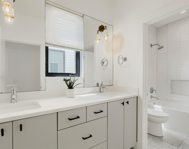 3811 Taniguchi St - Photo Thumbnail 9