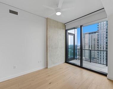 610 Davis St - Photo Thumbnail 17