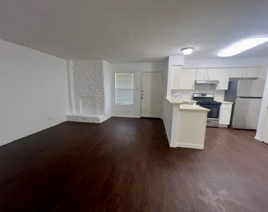 9901 Roxanna Dr - Photo Thumbnail 20