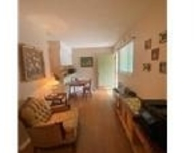 400 W 34th St - Photo Thumbnail 5