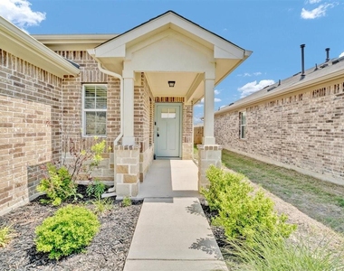 1425 Fairhaven Gtwy - Photo Thumbnail 2