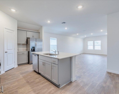 264 Denali Dr - Photo Thumbnail 3