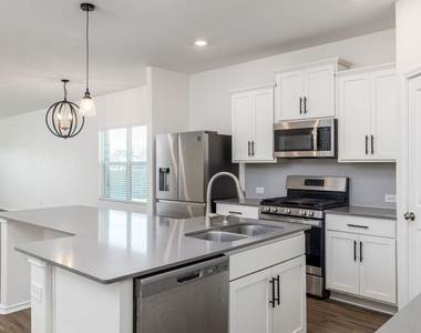145 Blue Blaze Trl - Photo Thumbnail 8