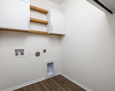 145 Blue Blaze Trl - Photo Thumbnail 20