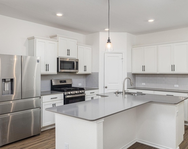 145 Blue Blaze Trl - Photo Thumbnail 4