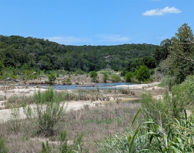 302 Mossycup Dr - Photo Thumbnail 19