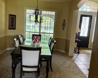 828 Hidden Glen Dr - Photo Thumbnail 24