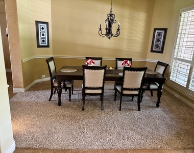 828 Hidden Glen Dr - Photo Thumbnail 25