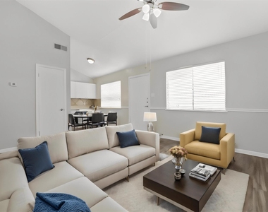1302 Parker Lane Ln - Photo Thumbnail 4