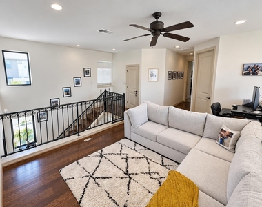 2316 Thornton Rd - Photo Thumbnail 10
