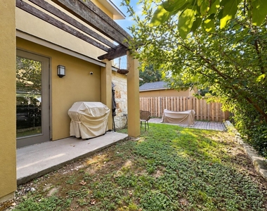 2316 Thornton Rd - Photo Thumbnail 23