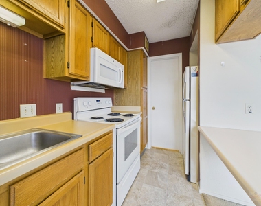 3115 Helms St - Photo Thumbnail 6