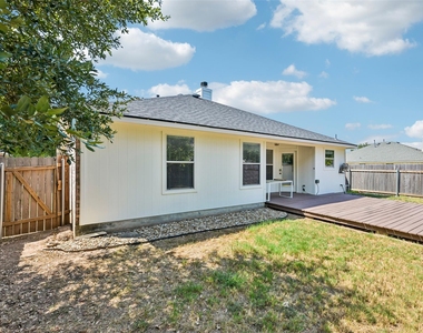 110 Newport Landing Pl - Photo Thumbnail 32