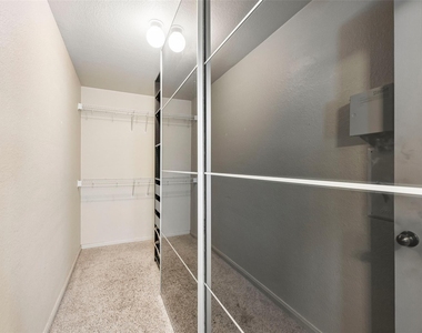 110 Newport Landing Pl - Photo Thumbnail 27