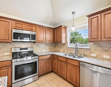 110 Newport Landing Pl - Photo Thumbnail 1