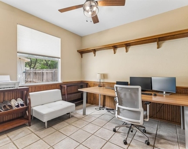 1409 Deer Horn Dr - Photo Thumbnail 21