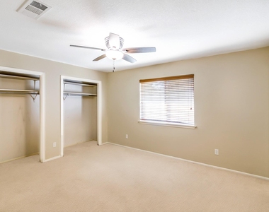 11205 Slippery Elm Trl - Photo Thumbnail 10