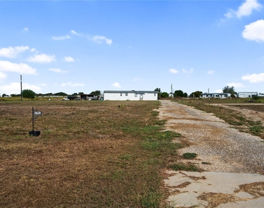 5630 Fm 1339 - Photo Thumbnail 1