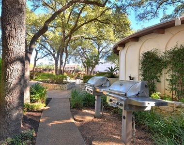 1801 Lavaca St - Photo Thumbnail 19
