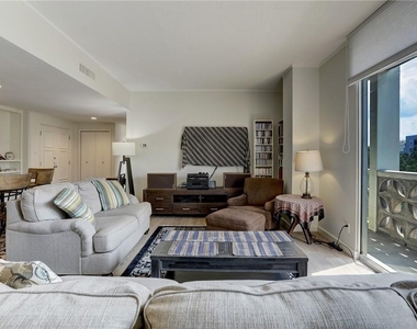 1801 Lavaca St - Photo Thumbnail 2