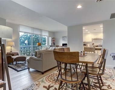 1801 Lavaca St - Photo Thumbnail 6