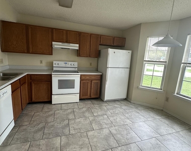 11170 Wandering Oaks Drive - Photo Thumbnail 1