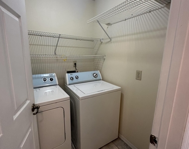 11170 Wandering Oaks Drive - Photo Thumbnail 4