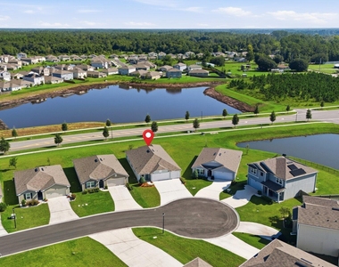 12069 Green Thicket Lane - Photo Thumbnail 6