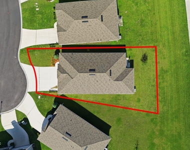 12069 Green Thicket Lane - Photo Thumbnail 34