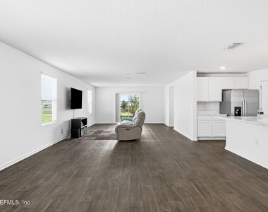 12069 Green Thicket Lane - Photo Thumbnail 15