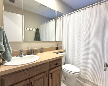 105 Nina Court - Photo Thumbnail 19