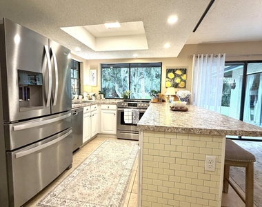 105 Nina Court - Photo Thumbnail 1