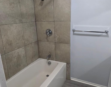 1994 W 23rd Street - Photo Thumbnail 8