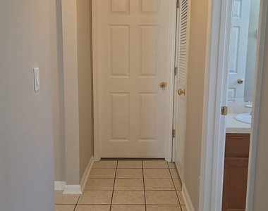 1063 Moosehead Drive - Photo Thumbnail 9
