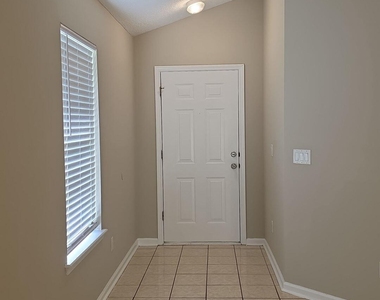 1063 Moosehead Drive - Photo Thumbnail 5