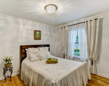 2363 Sophie Place - Photo Thumbnail 29