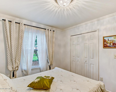 2363 Sophie Place - Photo Thumbnail 28
