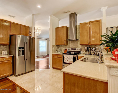 2363 Sophie Place - Photo Thumbnail 14