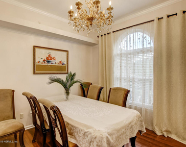 2363 Sophie Place - Photo Thumbnail 3