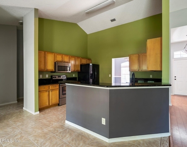 193 Ivy Lakes Drive - Photo Thumbnail 11