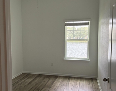 1810 Golden Lake Loop - Photo Thumbnail 9