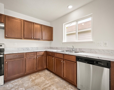 2172 Hudson Grove - Photo Thumbnail 8